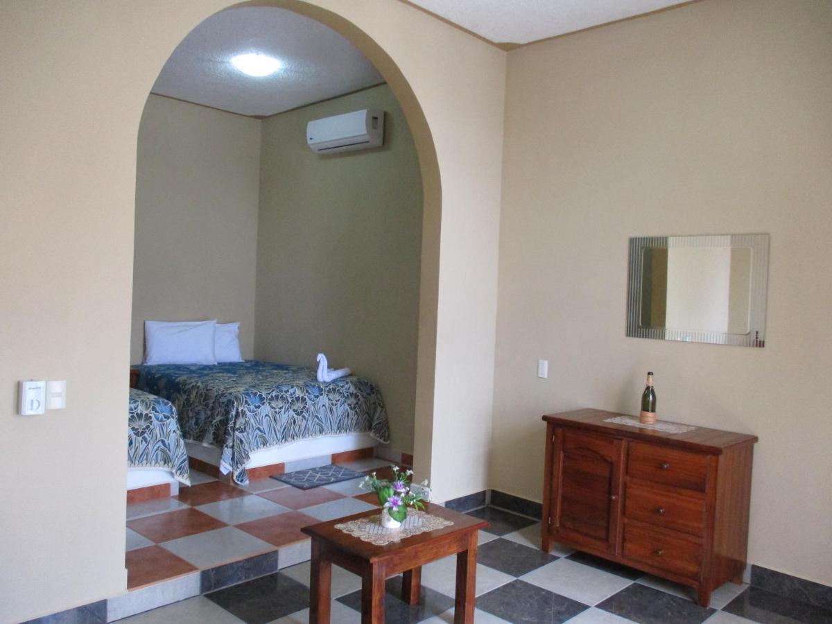 Gloria'S Hotel Estacahuite Εξωτερικό φωτογραφία